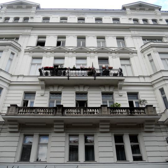 Wohn- und Geschäftshaus