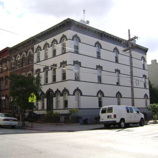 Willoughby-Suydam Historic District