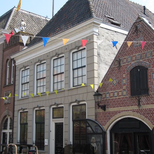 Maasstraat 19, Grave