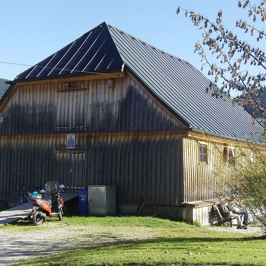 Ehemaliger Triftstadel, jetzt Station der Wasserwacht