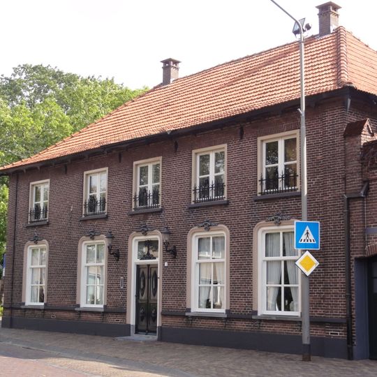 Kapelanie/Burgemeesterswoning