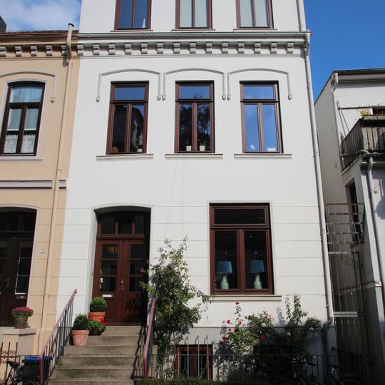 Wohnhaus Adlerstraße 1