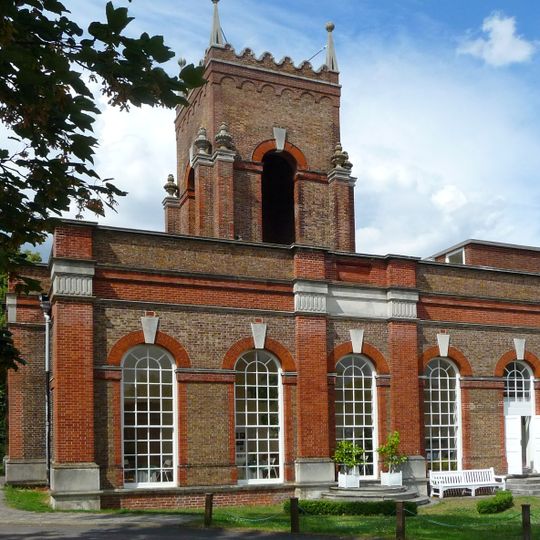 Water Pavilion At Carshalton House