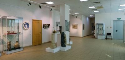 Interior 4
