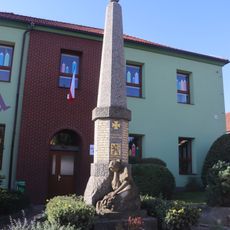 Památník obětem 2. sv. války ve Starči