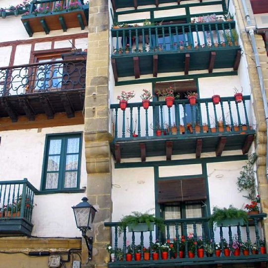 Casa Plaza de las Armas 11