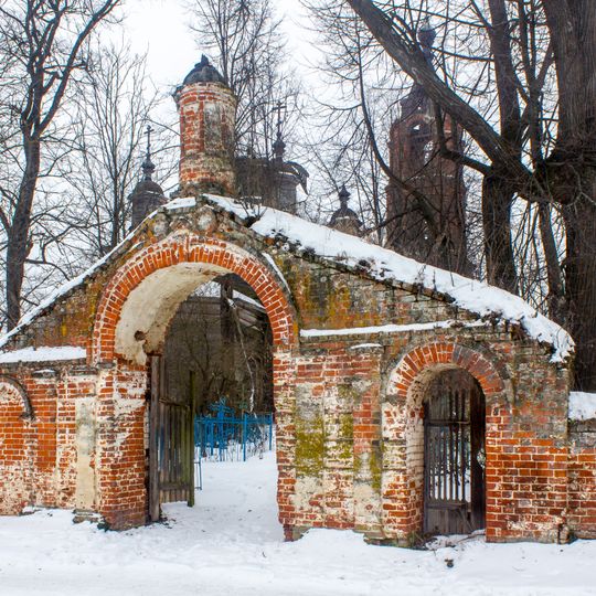 Ограда с воротами