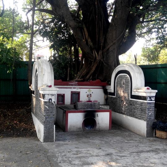 Earth God Shrine of Kam Tsin