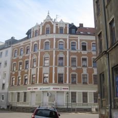 Mietshaus in geschlossener Bebauung konzipiert Uhlandstraße 30