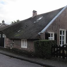 Kerklaan 10, Laren