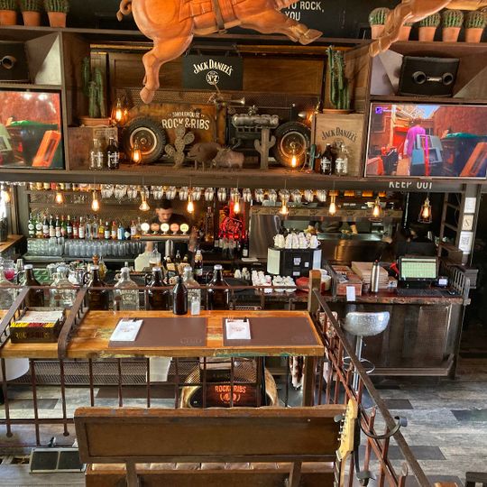 Rock & Ribs Smokehouse