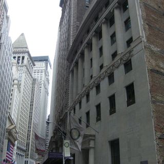 Edificio Lee, Higginson & Company Bank