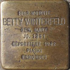 Stolperstein en memoria de Betty Winterfeld
