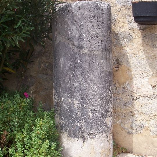 Borne routière à Barsac