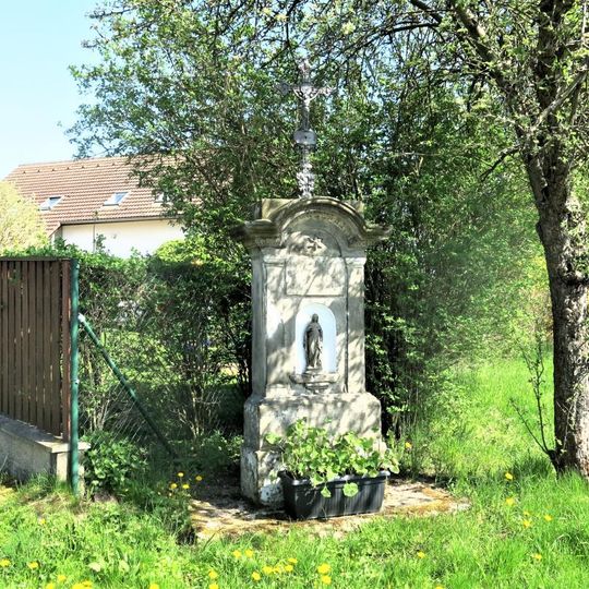 Kříž u domu 49 ve Svojkově