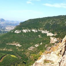 Monna Castle