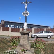 Kříž u JZD v Markvarticích