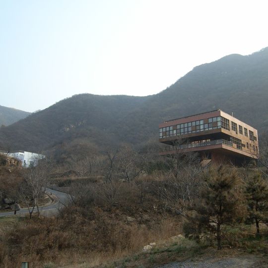 Commune by the Great Wall