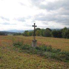 Kříž severně od Draženova v poli nedaleko silnice