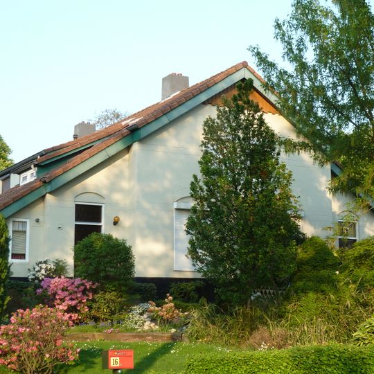 Nieuwenhofstraat 14, Heerlen