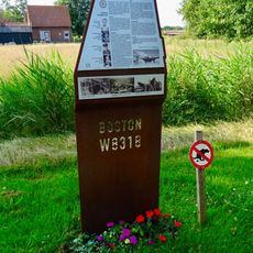Monument Boston W8318