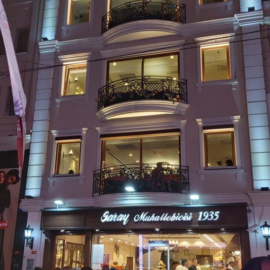 Saray Muhallebicisi