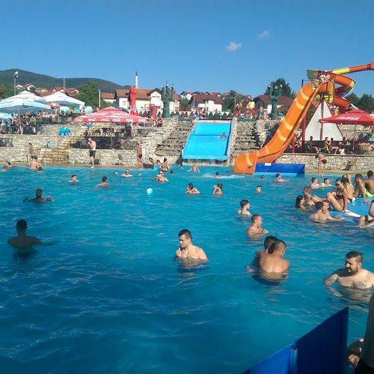 Водени парк Козарац