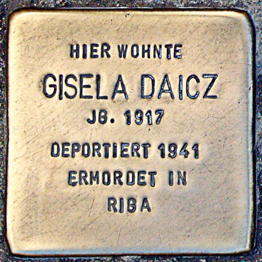 Stolperstein en memoria de Gisela Daicz