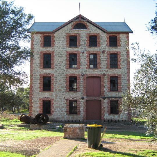 Royal Steam Roller Flour Mill
