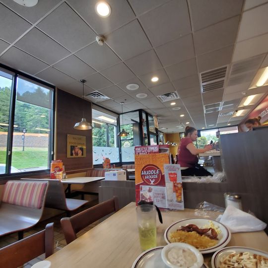 Huddle House