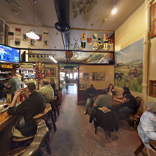 Baumgartner's Cheese Store & Tavern