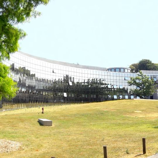EDHEC Business School
