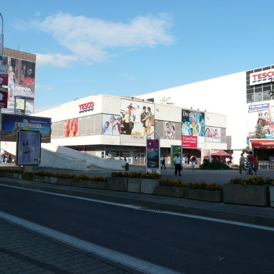Obchodný dom a hotel Kyjev