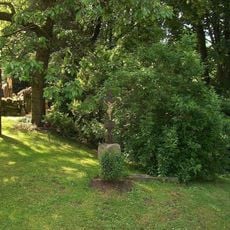 Kříž u Šidlákova u cesty do Šibanova