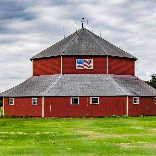 Octagon Barn, Otter Township