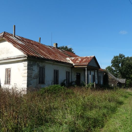 Pavirinčiai manor