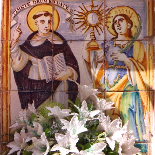 Retablo cerámico de San Vicente Ferrer y Santa Bárbara