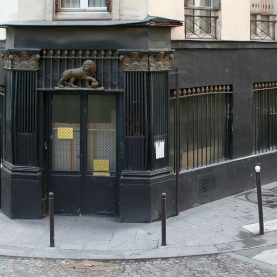 À l'enseigne du lion d'or