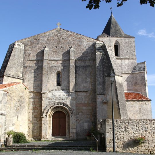 Église Saint-Pierre de Champdolent