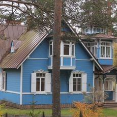 Дача (деревянная) (Комарово)