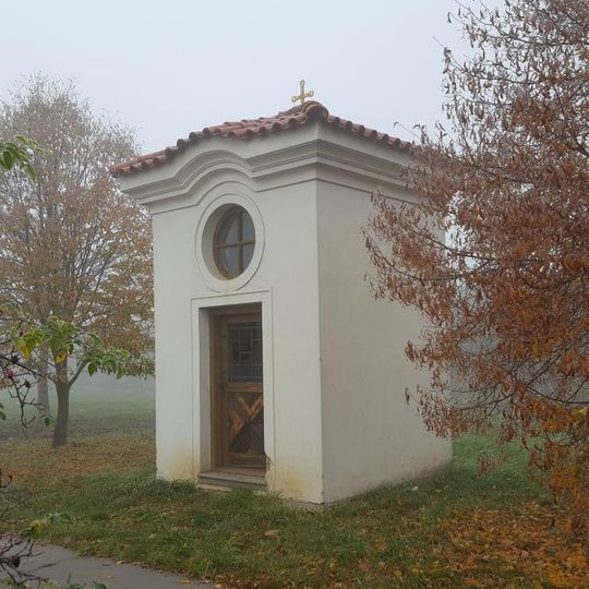 Kaple svatého Kryštofa u dálnice v Žebráku