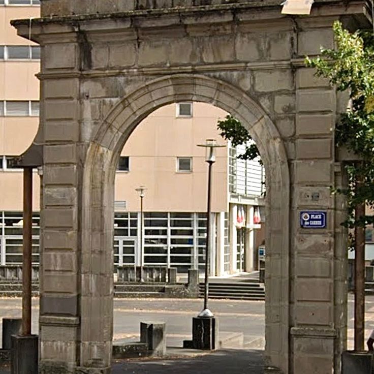 Arc aux Carmes