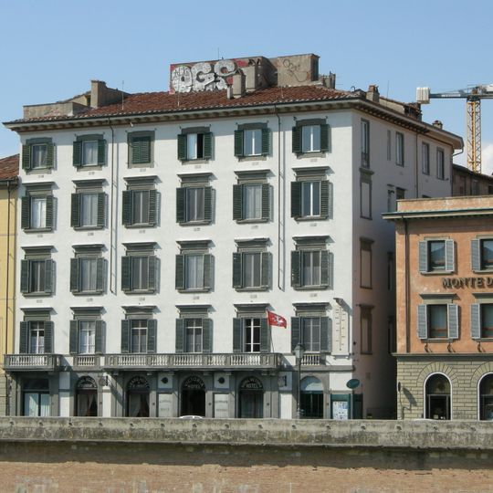 Royal Victoria Hotel