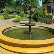 Kašna u lázní Evženie v Klášterci nad Ohří