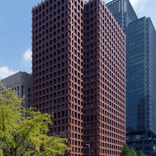 Tokyo Denizcilik ve Nichido Binası