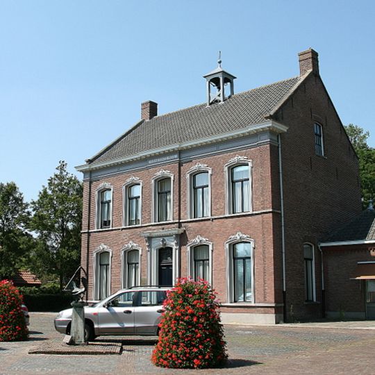 Voormalige gemeentehuis
