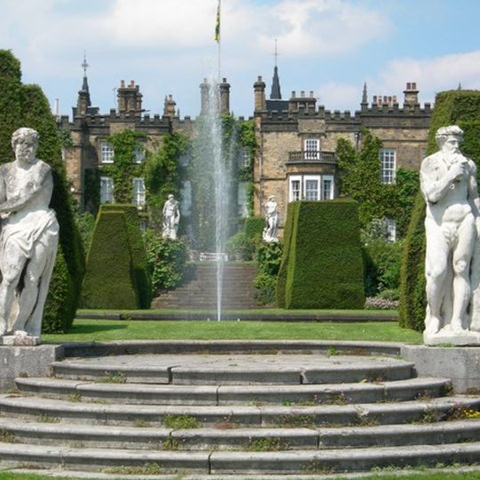Renishaw Hall