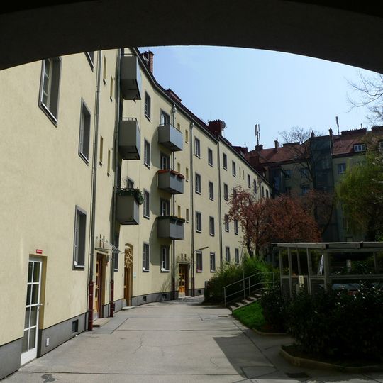 Wohnhausanlage Vierthalergasse 11-17