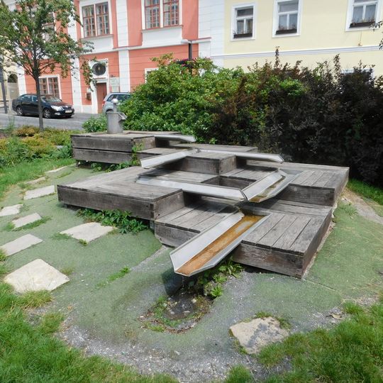 Fontána v parku u ulice Kateřiny Militké