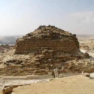 Pyramide G1B